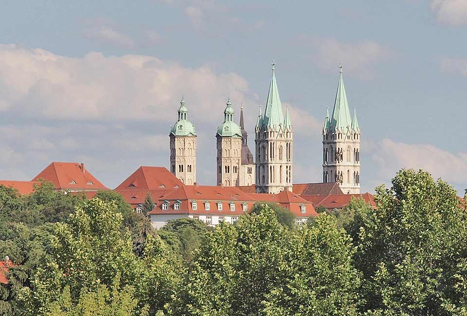 Blick auf die Türme von Naumburg