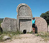 Dolmen S'Ena e Thomes