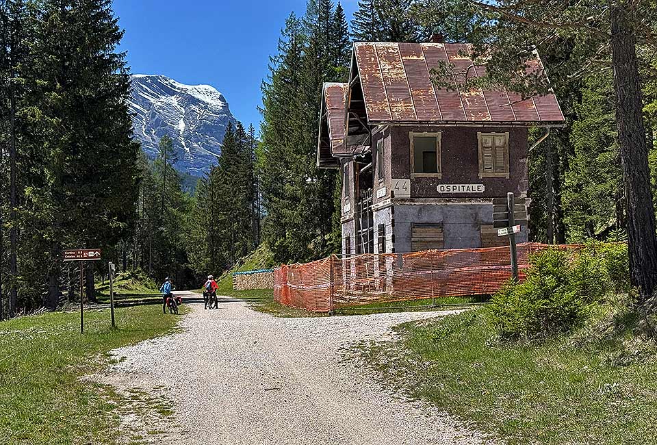 Dolomitenradweg, Lunga Via delle Dolomiti