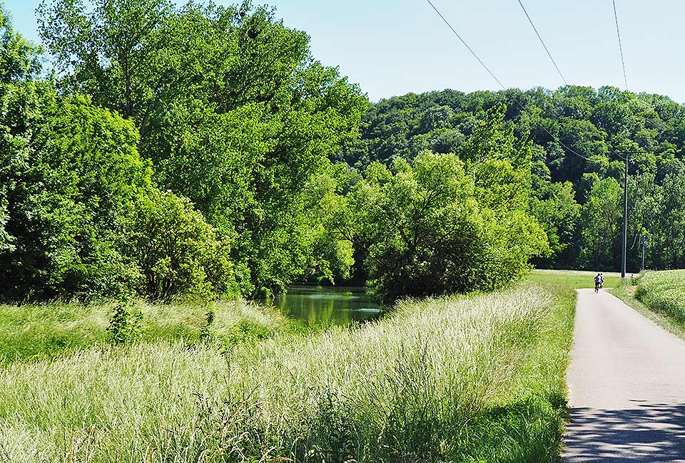Der Brenztalradweg führt von Königsbronn bis zur Donau