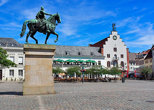 Rundtour von Landau  über St. Martin