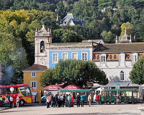 In der historischen Stadt finden sich viele Adelssitze