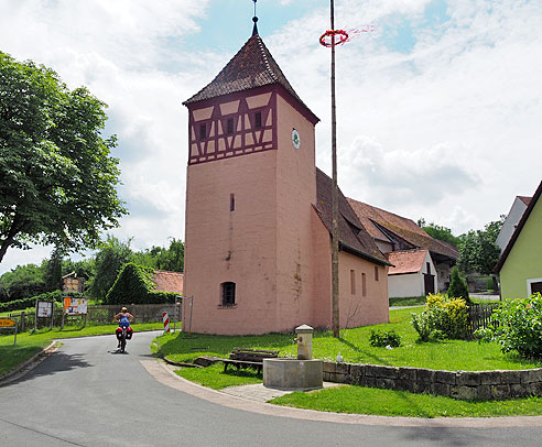 Karpfenradweg durch Franken