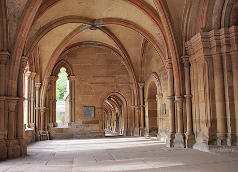 Gotische Gewölbe und Gänge Maulbronn