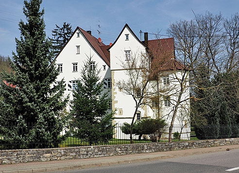 Ehemaliges Wasserschloss in Riet