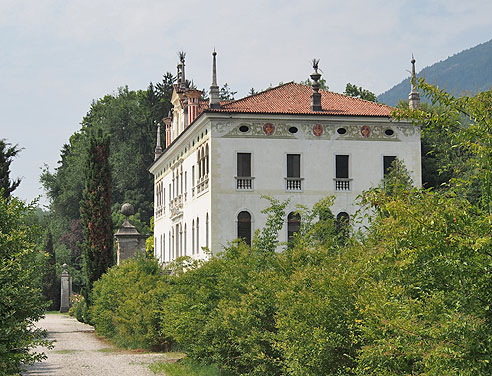 Bemalte Fassaden in Feltre