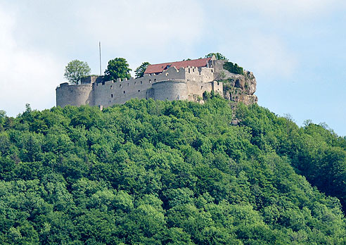 Die Burgruine Hohenneuffen