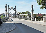 Jugendstil-Brücke über die Salzach