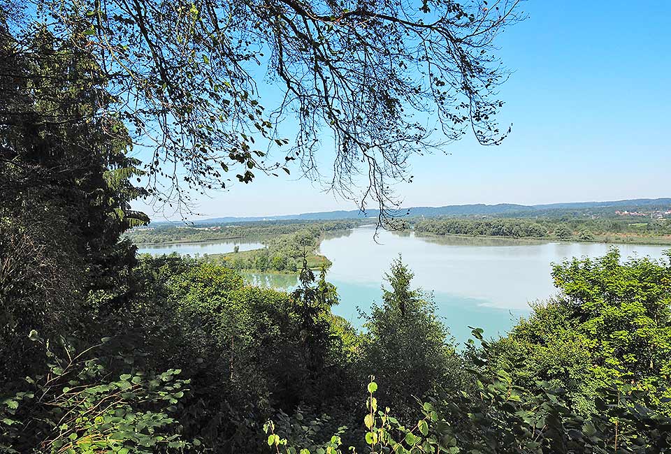 Blick auf die Inn-Salzachmündung