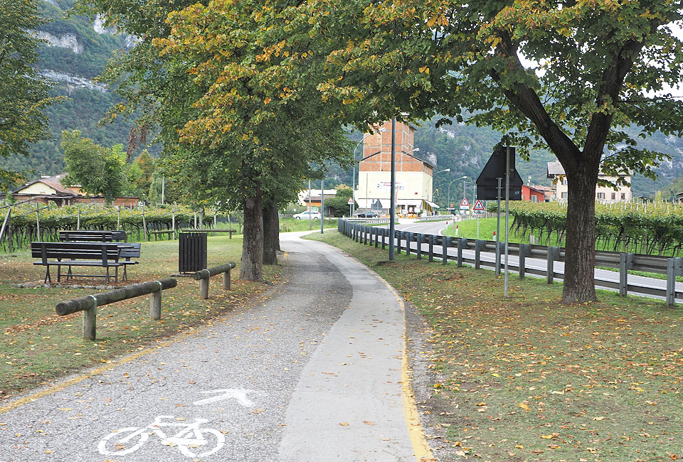 Gut beschilderter Radweg