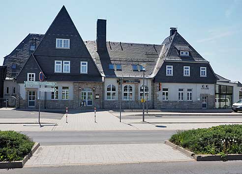 Bahnhof Neuhaus am Rennweg