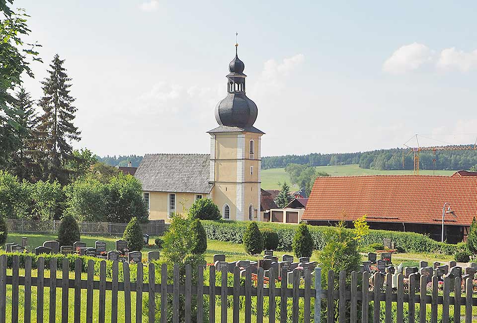 Kirche in Harras