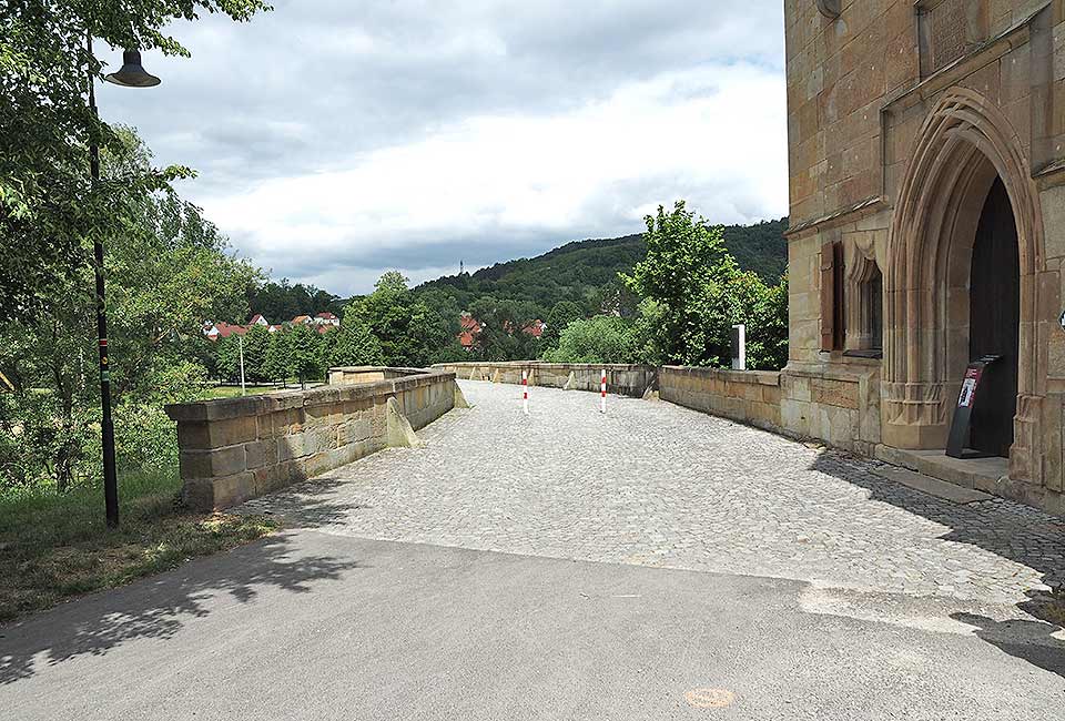 Historische Brücke nach Creuzberg