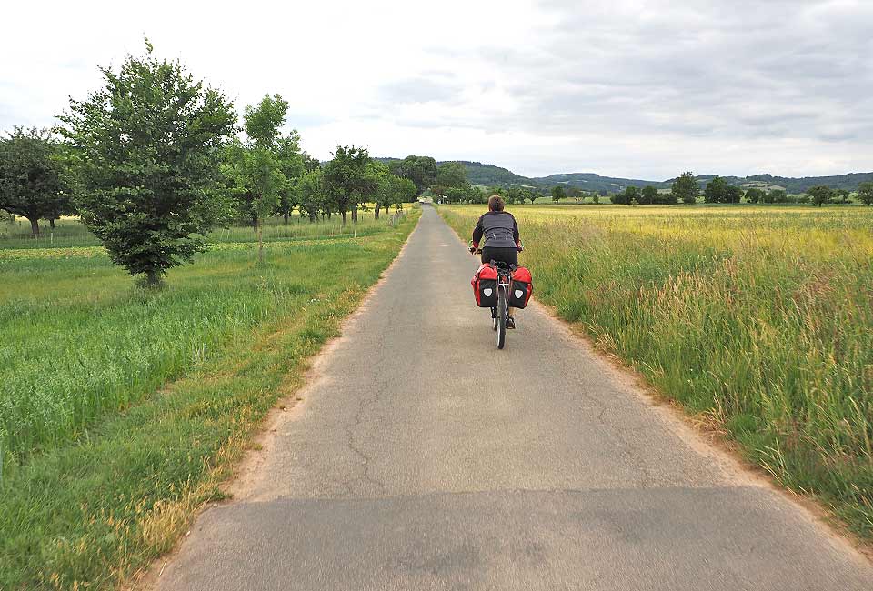 Radweg nach Hedra