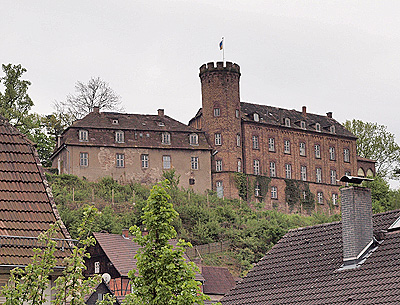 Schloss Herstelle