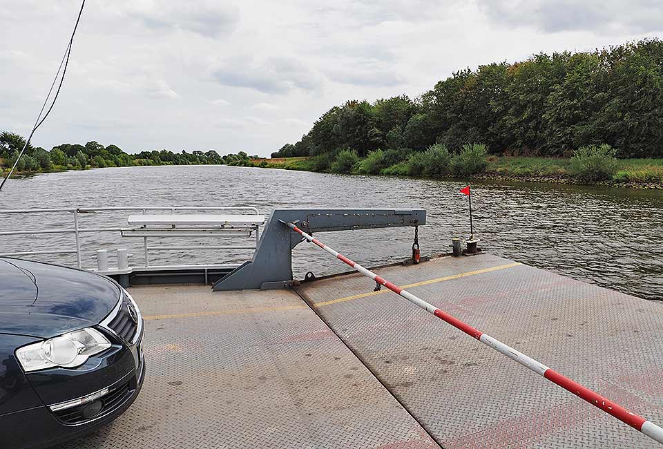 Fähre in Schweringen