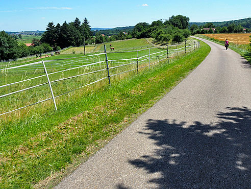 Hügeliger Radweg