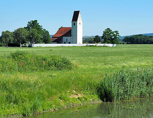 St. Peter- und Paul Holzkirchen