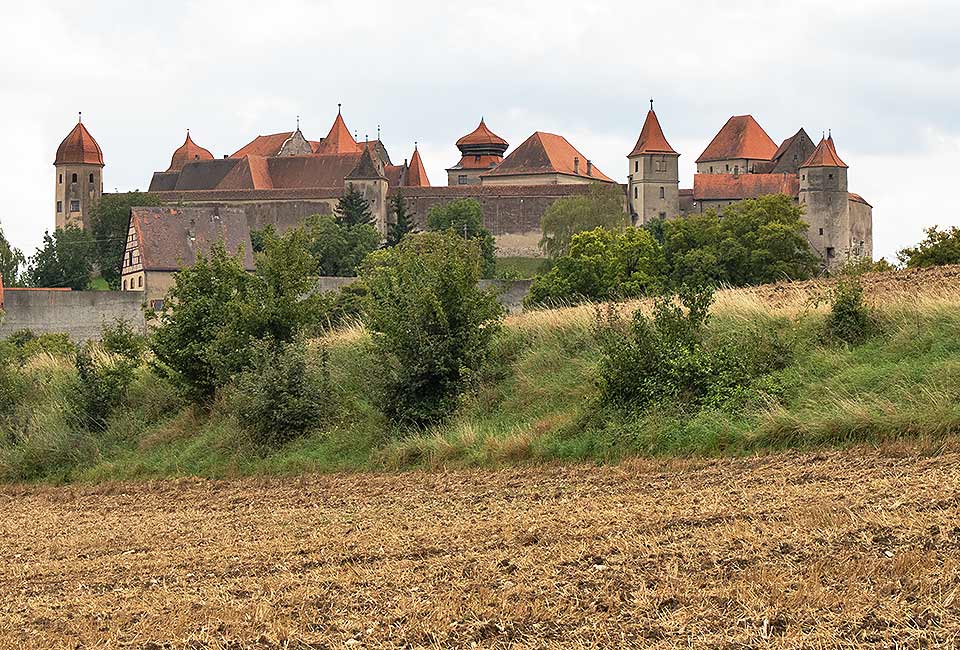 Blick auf Burg Harburg