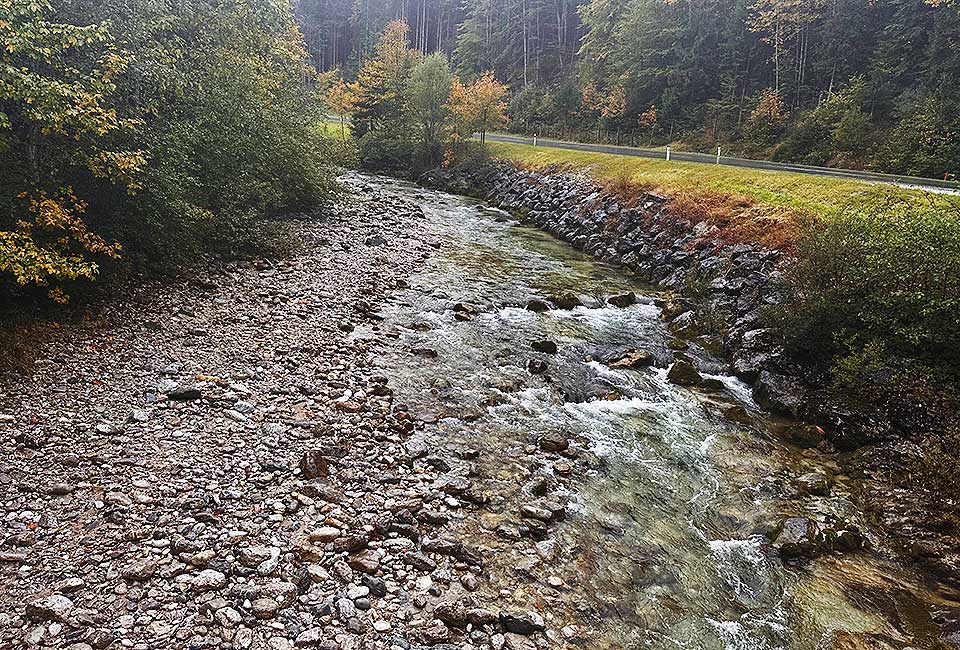 Flussbett der Walchen