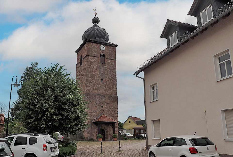 Romanische Kirche in Dorndorf