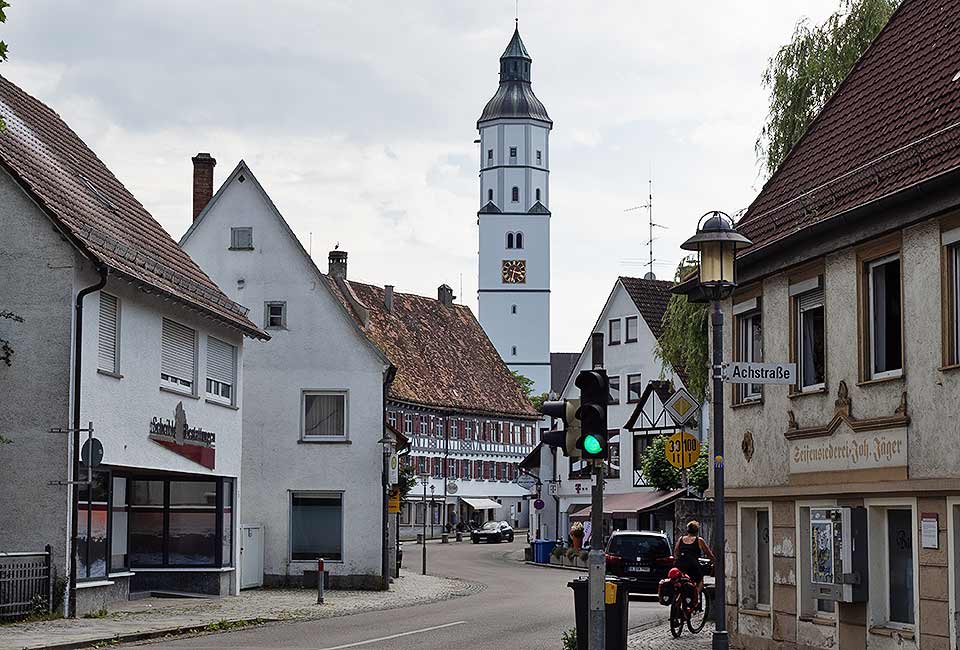 Radweg durch Langenau Radweg durch Langenau
