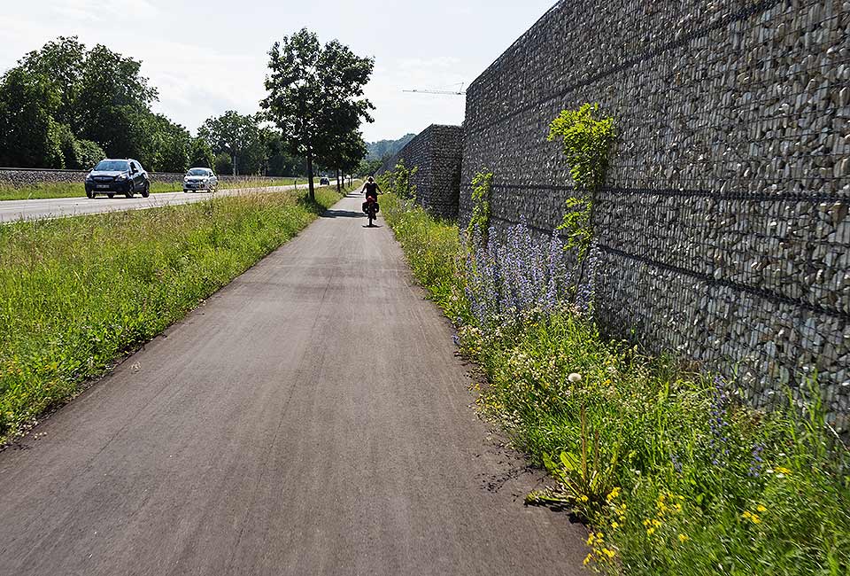 Radweg nach Thalfingen Radweg nach Thalfingen