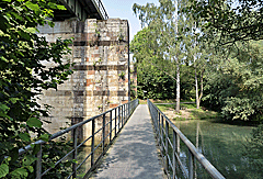 Fußgängerbrücke