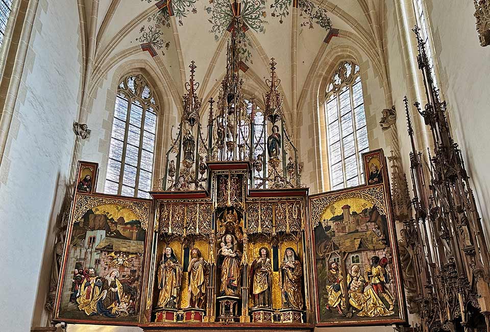 Gotischer Hochaltar im Benediktinerkloster Gotischer Hochaltar im Benediktinerkloster